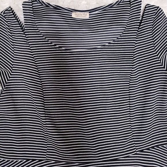 Janette Plus Cold Shoulder Striped Dress 1X - Picture 2 of 5